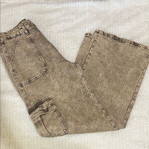 Wide-Leg Flare Jeans in Washed Brown